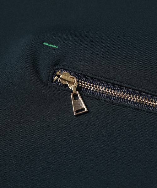 CULLNI（クルニ）の「23-SS-031 / Zip Pocket Asymmetric Hem Tee（T