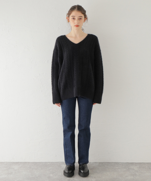 Spick & Span（スピックアンドスパン）の「フォックスケーブルニットプルオーバー（ニット/セーター・レディース・ブラック/グレー・FREE）」の19枚目の写真