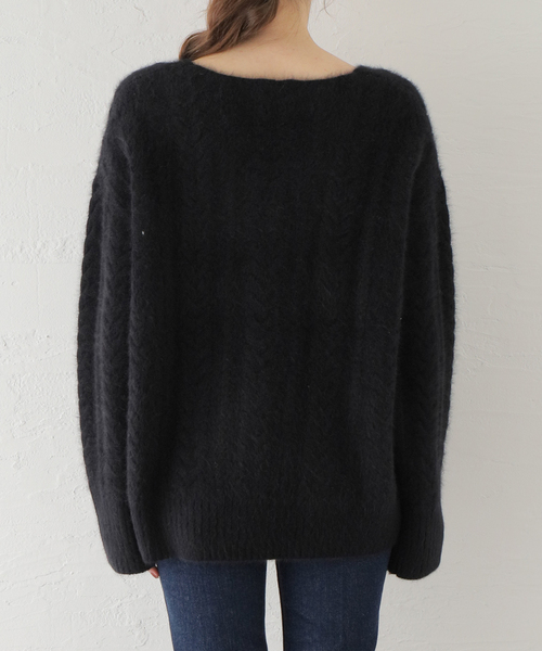 Spick & Span（スピックアンドスパン）の「フォックスケーブルニットプルオーバー（ニット/セーター・レディース・ブラック/グレー・FREE）」の22枚目の写真