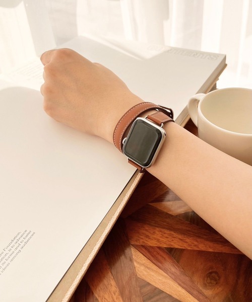Me%（ミィパーセント）の「フェイクレザー2重巻きAppleWatchバンド（デジタル腕時計・レディース・チャコールグレー/アイボリー/ブラウン・MEDIUM）」の17枚目の写真