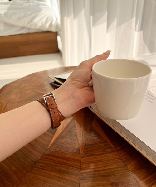 Me%（ミィパーセント）の「フェイクレザー2重巻きAppleWatchバンド（デジタル腕時計・レディース・チャコールグレー/アイボリー/ブラウン・MEDIUM）」の20枚目の写真