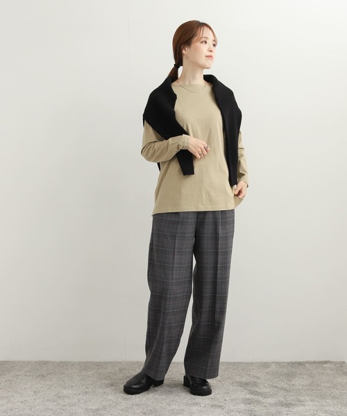 URBAN RESEARCH DOORS（アーバンリサーチドアーズ）の「コットンボートネックカットソー（Tシャツ/カットソー・レディース・チャコールグレー/オフホワイト/ライトベージュ・MEDIUM）」の8枚目の写真