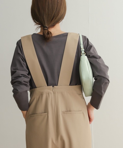 URBAN RESEARCH DOORS（アーバンリサーチドアーズ）の「コットンボートネックカットソー（Tシャツ/カットソー・レディース・チャコールグレー/オフホワイト/ライトベージュ・MEDIUM）」の12枚目の写真