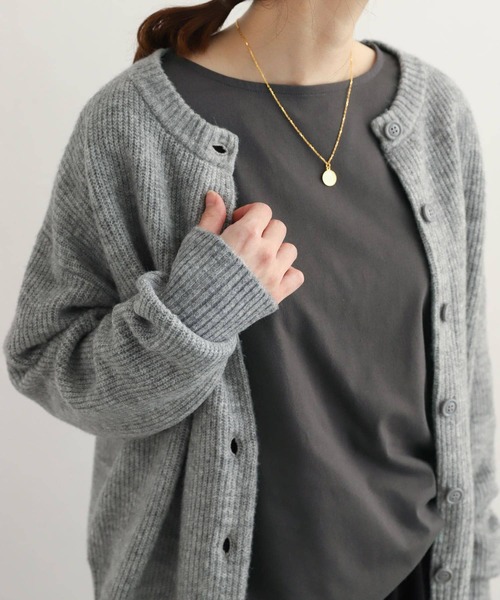 URBAN RESEARCH DOORS（アーバンリサーチドアーズ）の「コットンボートネックカットソー（Tシャツ/カットソー・レディース・チャコールグレー/オフホワイト/ライトベージュ・MEDIUM）」の15枚目の写真