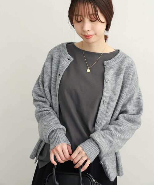 URBAN RESEARCH DOORS（アーバンリサーチドアーズ）の「コットンボートネックカットソー（Tシャツ/カットソー・レディース・チャコールグレー/オフホワイト/ライトベージュ・MEDIUM）」の18枚目の写真