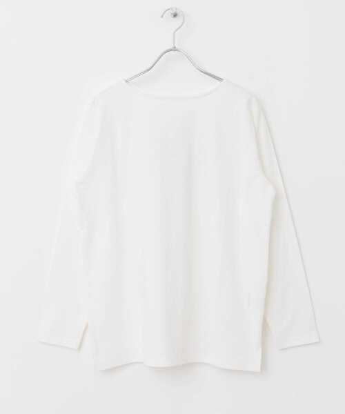 URBAN RESEARCH DOORS（アーバンリサーチドアーズ）の「コットンボートネックカットソー（Tシャツ/カットソー・レディース・チャコールグレー/オフホワイト/ライトベージュ・MEDIUM）」の21枚目の写真