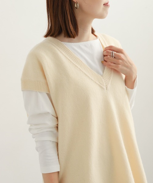 URBAN RESEARCH DOORS（アーバンリサーチドアーズ）の「コットンボートネックカットソー（Tシャツ/カットソー・レディース・チャコールグレー/オフホワイト/ライトベージュ・MEDIUM）」の5枚目の写真