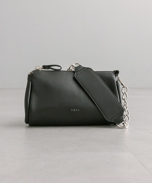 loti（ロティ）の「loti ミニチェーンショルダー（ショルダーバッグ・レディース・ブラック/オフホワイト/イエロー・ONE SIZE）」の5枚目の写真
