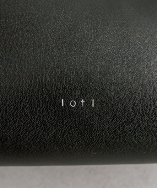 loti（ロティ）の「loti ミニチェーンショルダー（ショルダーバッグ・レディース・ブラック/オフホワイト/イエロー・ONE SIZE）」の15枚目の写真