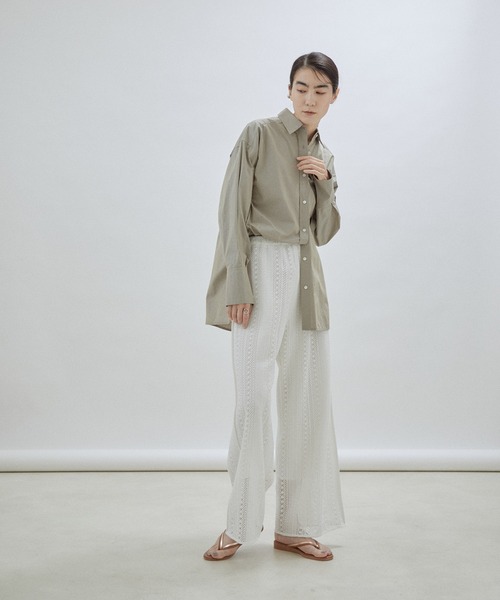 SALON adam et rope'(サロン アダム エ ロペ)の「【セットアップ対応・洗える】レースイージーパンツ(その他パンツ・レディース・ホワイト/ブラック・FREE)」の8枚目の写真