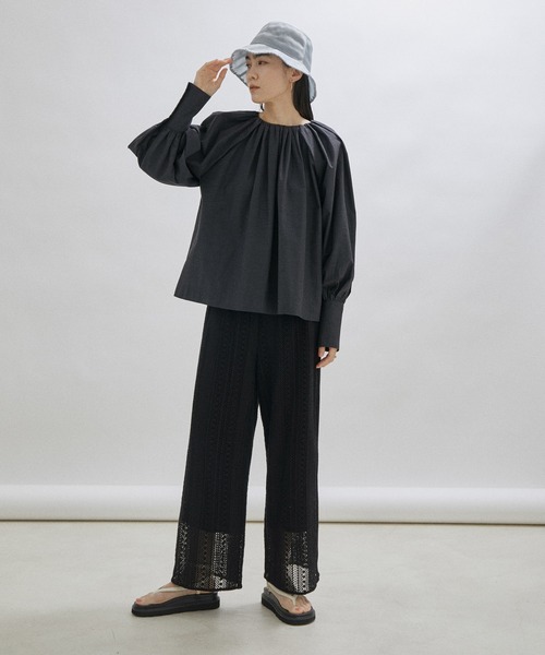 SALON adam et rope'(サロン アダム エ ロペ)の「【セットアップ対応・洗える】レースイージーパンツ(その他パンツ・レディース・ホワイト/ブラック・FREE)」の14枚目の写真