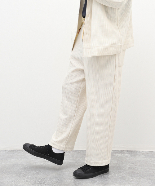 JOURNAL STANDARD relume(ジャーナルスタンダード レリューム)の「ニットジャガード イージーパンツ(その他パンツ・メンズ・ホワイト×ホワイト/ブラック/サファリグリーン・LARGE/MEDIUM)」の16枚目の写真