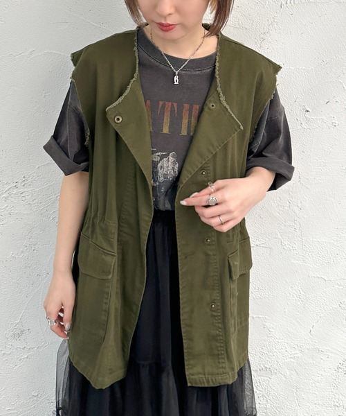 apres jour mignon（アプレジュールミニョン）の「ミリタリーベスト【ZOZOTOWN限定アイテム】（ベスト・レディース・ブラック/アイボリー/ベージュ/カーキ・フリー/X-LARGE）」の13枚目の写真