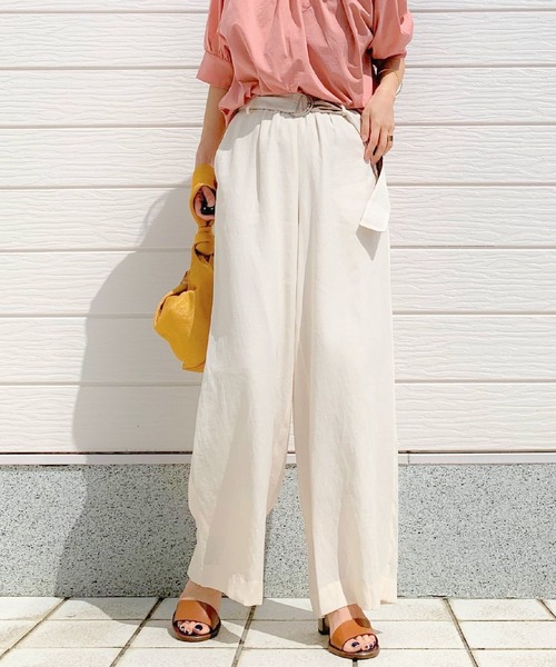 Q(キュー)の「レーヨンスラブDカンベルトワイドパンツ(その他パンツ・レディース・ライム/アイボリー/ブラック/カーキ/テラコッタ・MEDIUM)」の2枚目の写真