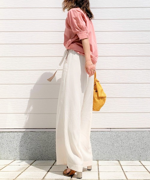 Q(キュー)の「レーヨンスラブDカンベルトワイドパンツ(その他パンツ・レディース・ライム/アイボリー/ブラック/カーキ/テラコッタ・MEDIUM)」の12枚目の写真