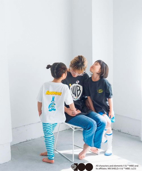 LOWRYS FARM（ローリーズファーム）の「ルーニー・テューンズＴシャツ/ワーナー・ブラザース100周年　192576（Tシャツ/カットソー・キッズ・ホワイト/チャコールグレー・110cm/120cm/130cm/140cm/150cm）」の5枚目の写真