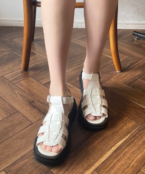 shopnikoniko(ショップニコニコ)の「トラックソール 厚底 グルカサンダル(サンダル・レディース・ブラック/ホワイト/ライトベージュ・M/L/LL/S)」の18枚目の写真