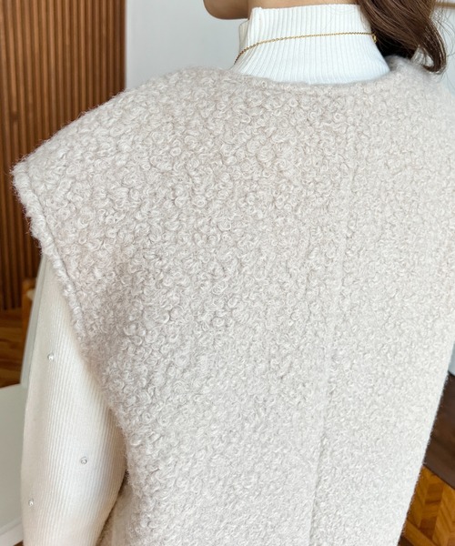 moment+（モーメントプラス）の「リングフェイクウールVネックジャンパースカート（ジャンパースカート・レディース・ベージュ/アイボリー/ブラック/チャコールグレー/グレイッシュベージュ・M/L）」の16枚目の写真