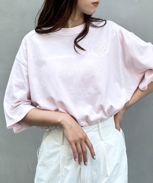 INGNI(イング)の「裾ドロスト胸ロゴショート5分袖Tシャツ(Tシャツ/カットソー・レディース・ブラック/オフホワイト/ミント/オートミール/ライトピンク/その他/ブラウン・M)」の6枚目の写真