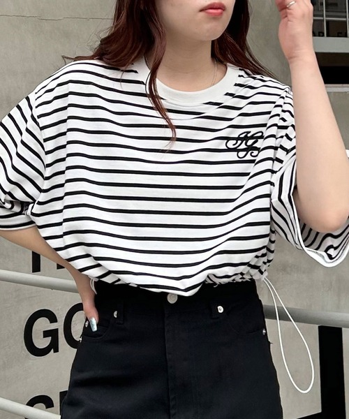 INGNI(イング)の「裾ドロスト胸ロゴショート5分袖Tシャツ(Tシャツ/カットソー・レディース・ブラック/オフホワイト/ミント/オートミール/ライトピンク/その他/ブラウン・M)」の7枚目の写真