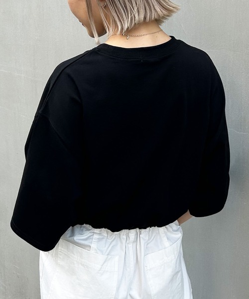 INGNI(イング)の「裾ドロスト胸ロゴショート5分袖Tシャツ(Tシャツ/カットソー・レディース・ブラック/オフホワイト/ミント/オートミール/ライトピンク/その他/ブラウン・M)」の10枚目の写真
