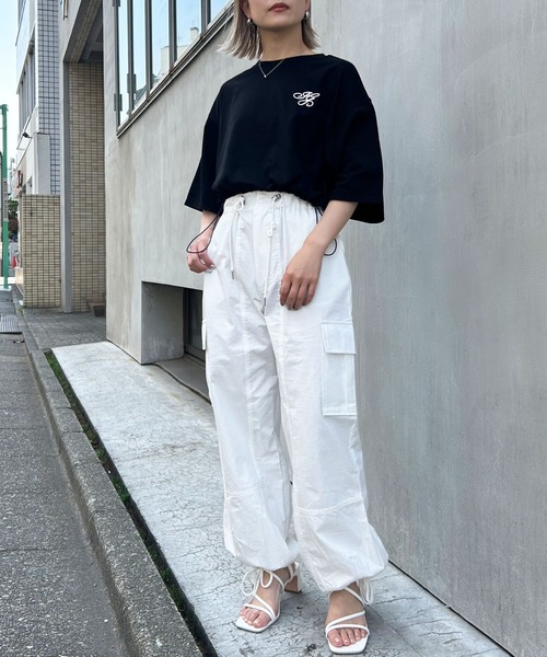 INGNI(イング)の「裾ドロスト胸ロゴショート5分袖Tシャツ(Tシャツ/カットソー・レディース・ブラック/オフホワイト/ミント/オートミール/ライトピンク/その他/ブラウン・M)」の11枚目の写真