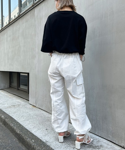 INGNI(イング)の「裾ドロスト胸ロゴショート5分袖Tシャツ(Tシャツ/カットソー・レディース・ブラック/オフホワイト/ミント/オートミール/ライトピンク/その他/ブラウン・M)」の13枚目の写真