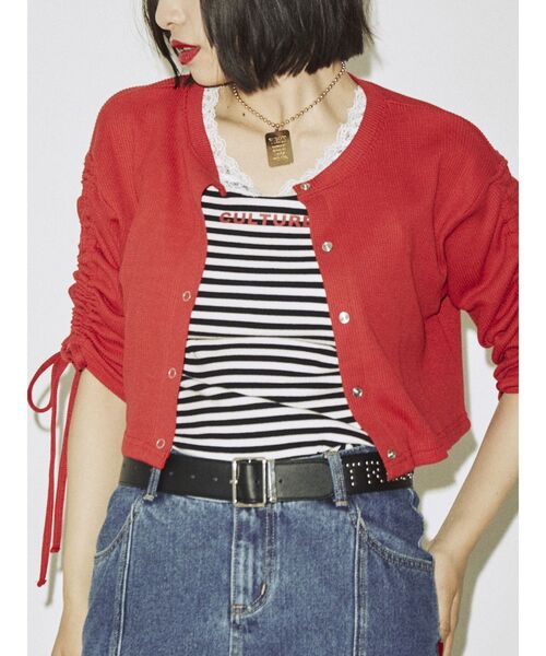 jouetie（ジュエティ）の「シャーリングスリーブ2WAYトップス（Tシャツ/カットソー・レディース・ブラック/グリーン/レッド/オフホワイト・MEDIUM）」の4枚目の写真