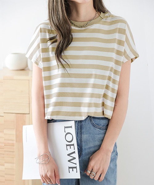 AMELY（エミリー）の「フレンチ袖ボーダーTシャツ（Tシャツ/カットソー・レディース・グリーン/イエロー系その他/ネイビー/ピンク/ブルー/ブラック・フリー）」の5枚目の写真