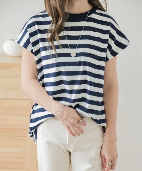 AMELY（エミリー）の「フレンチ袖ボーダーTシャツ（Tシャツ/カットソー・レディース・グリーン/イエロー系その他/ネイビー/ピンク/ブルー/ブラック・フリー）」の11枚目の写真