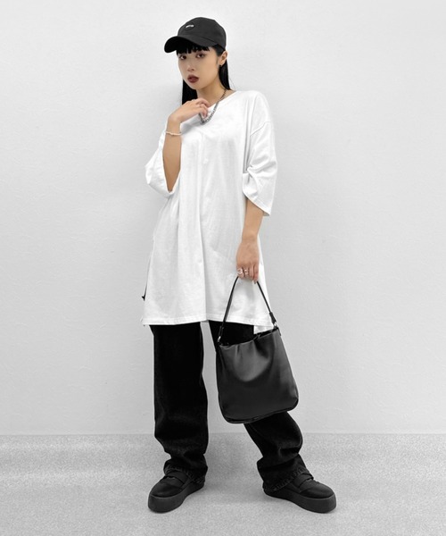 LVEU.（ラブユ.）の「【LVEU.】ワンハンドルスクエアバッグ / バッグ 鞄 BAG ハンドバッグ 合皮  スムース 柔らかい スクエア ブラック シルバー（トートバッグ・レディース・ブラック/シルバー・FREE）」の7枚目の写真