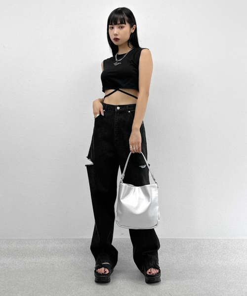 LVEU.（ラブユ.）の「【LVEU.】ワンハンドルスクエアバッグ / バッグ 鞄 BAG ハンドバッグ 合皮  スムース 柔らかい スクエア ブラック シルバー（トートバッグ・レディース・ブラック/シルバー・FREE）」の13枚目の写真