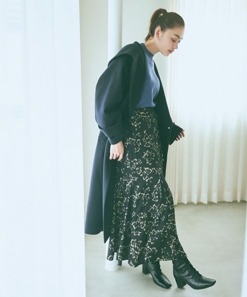 mysty woman（ミスティウーマン）の「フラワープリントフレアスカート 973085（スカート・レディース・ベージュ/ブラック/ブルー系その他・FREE）」の10枚目の写真