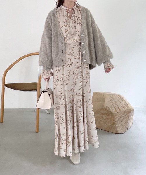 mysty woman（ミスティウーマン）の「フラワープリントフレアスカート 973085（スカート・レディース・ベージュ/ブラック/ブルー系その他・FREE）」の11枚目の写真