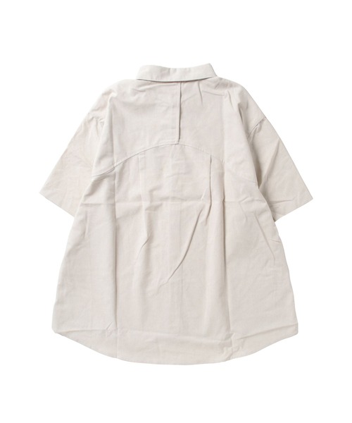 Lulu & Arnie(るるあんどあーにー)の「綿麻 オーバーサイズ ハーフスリーブ ラウンドヨーク レギュラーカラー シャツ(シャツ/ブラウス・メンズ・ブラック/アイボリー・MEDIUM/LARGE)」の11枚目の写真