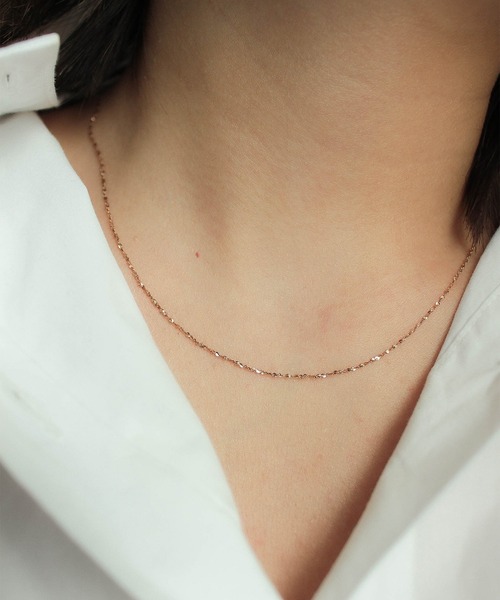 ebine（エビネ）の「Skin Petal Necklace　 金属アレルギー対応 サージカルステンレス（ネックレス・レディース・ゴールド/ピンクゴールド/シルバー・40cm/45cm）」の9枚目の写真