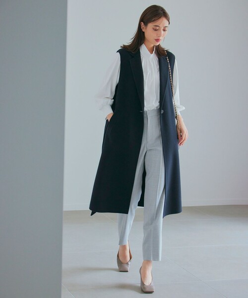 23区(ニジュウサンク)の「クリアウールサキソニー テーパードパンツ(その他パンツ・レディース・アイボリー系/ブラック系/ライトグレー系/グレー系・38/36/40)」の15枚目の写真