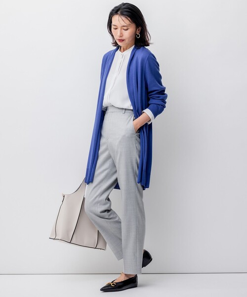 23区(ニジュウサンク)の「クリアウールサキソニー テーパードパンツ(その他パンツ・レディース・アイボリー系/ブラック系/ライトグレー系/グレー系・38/36/40)」の13枚目の写真