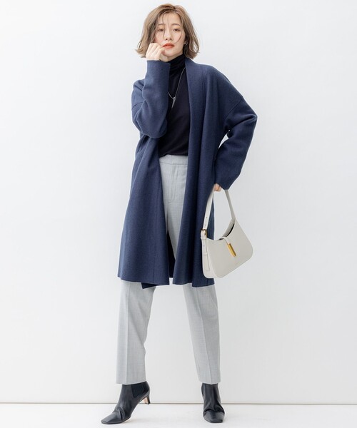 23区(ニジュウサンク)の「クリアウールサキソニー テーパードパンツ(その他パンツ・レディース・アイボリー系/ブラック系/ライトグレー系/グレー系・38/36/40)」の11枚目の写真