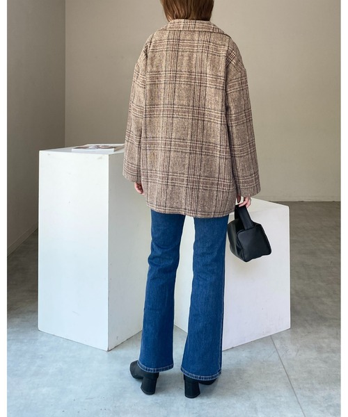 She's Closet(シーズクローゼット)の「グレンチェック柄ダブルテーラードジャケット(テーラードジャケット・レディース・ブラウン/ブラック・FREE)」の6枚目の写真