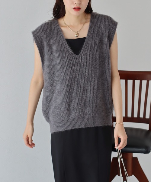 BLUEEAST（ブルーイースト）の「Vネックニットベスト（ベスト・レディース・ブラック/グレー/オフホワイト・MEDIUM）」の20枚目の写真