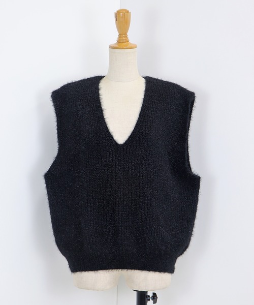 BLUEEAST（ブルーイースト）の「Vネックニットベスト（ベスト・レディース・ブラック/グレー/オフホワイト・MEDIUM）」の16枚目の写真