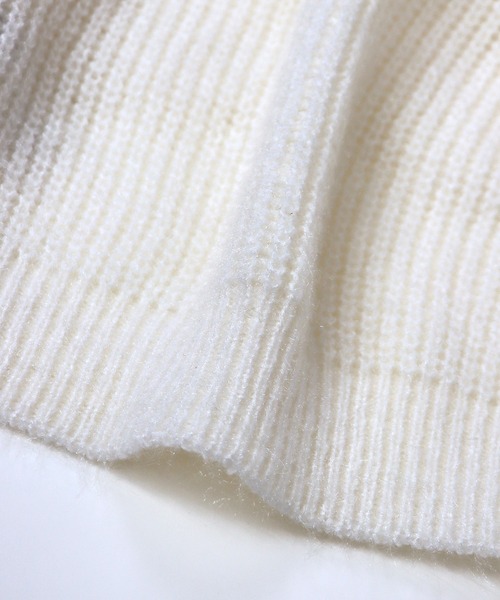 BLUEEAST（ブルーイースト）の「Vネックニットベスト（ベスト・レディース・ブラック/グレー/オフホワイト・MEDIUM）」の7枚目の写真