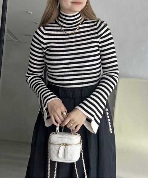 prose verse（プロズヴェール）の「フレアスリーブハイネックニット（ニット/セーター・レディース・イエロー/ホワイト系1/アイボリー/ブラック/ネイビー/ブルー/グレー・ﾌﾘ-）」の11枚目の写真