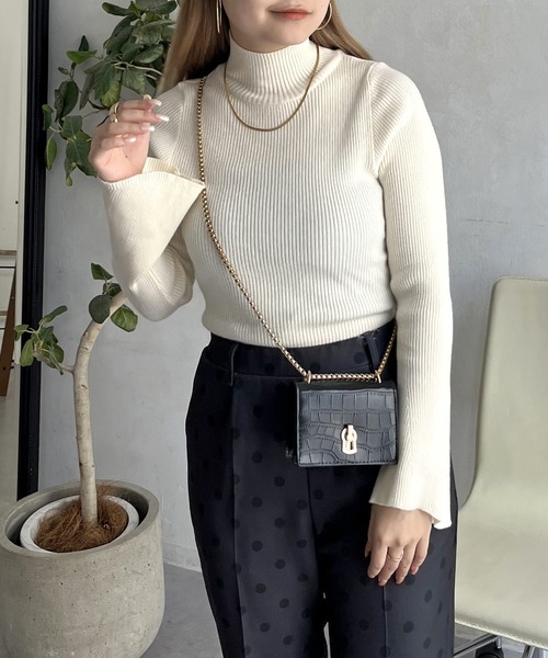 prose verse（プロズヴェール）の「フレアスリーブハイネックニット（ニット/セーター・レディース・イエロー/ホワイト系1/アイボリー/ブラック/ネイビー/ブルー/グレー・ﾌﾘ-）」の14枚目の写真