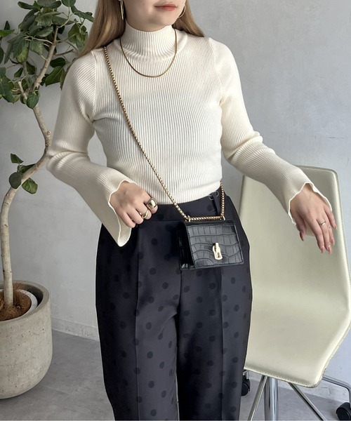 prose verse（プロズヴェール）の「フレアスリーブハイネックニット（ニット/セーター・レディース・イエロー/ホワイト系1/アイボリー/ブラック/ネイビー/ブルー/グレー・ﾌﾘ-）」の15枚目の写真