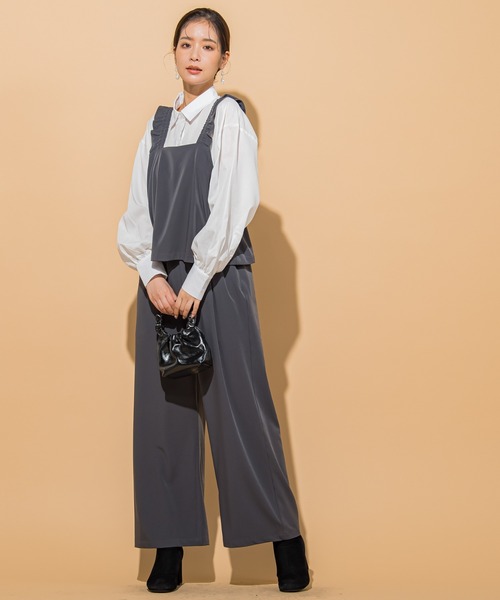 VICKY(ビッキー)の「【KOREAN ITEM】フェイクレザーミニショルダーバッグ(ショルダーバッグ・レディース・オフホワイト/ブラック・FREE)」の4枚目の写真