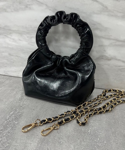 VICKY(ビッキー)の「【KOREAN ITEM】フェイクレザーミニショルダーバッグ(ショルダーバッグ・レディース・オフホワイト/ブラック・FREE)」の13枚目の写真