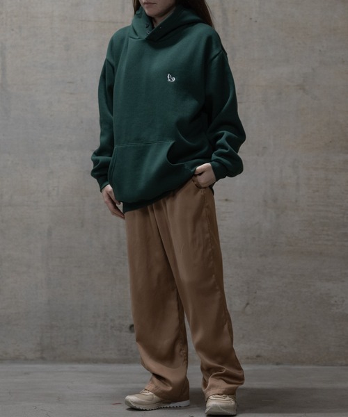 GLOVE HOUSE（グローブハウス）の「【a】TC裏起毛 ワンポイント刺繍 釦使い リラックスフィットパーカー（パーカー・メンズ・ダークグリーン/アッシュグレー/ネイビー/マルチ/ホワイト・MEDIUM/LARGE/X-LARGE）」の19枚目の写真