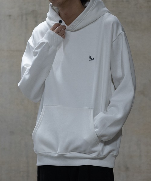 GLOVE HOUSE（グローブハウス）の「【a】TC裏起毛 ワンポイント刺繍 釦使い リラックスフィットパーカー（パーカー・メンズ・ダークグリーン/アッシュグレー/ネイビー/マルチ/ホワイト・MEDIUM/LARGE/X-LARGE）」の6枚目の写真